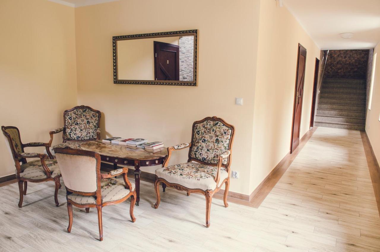 Dobranocka Hotel Malastow Kültér fotó