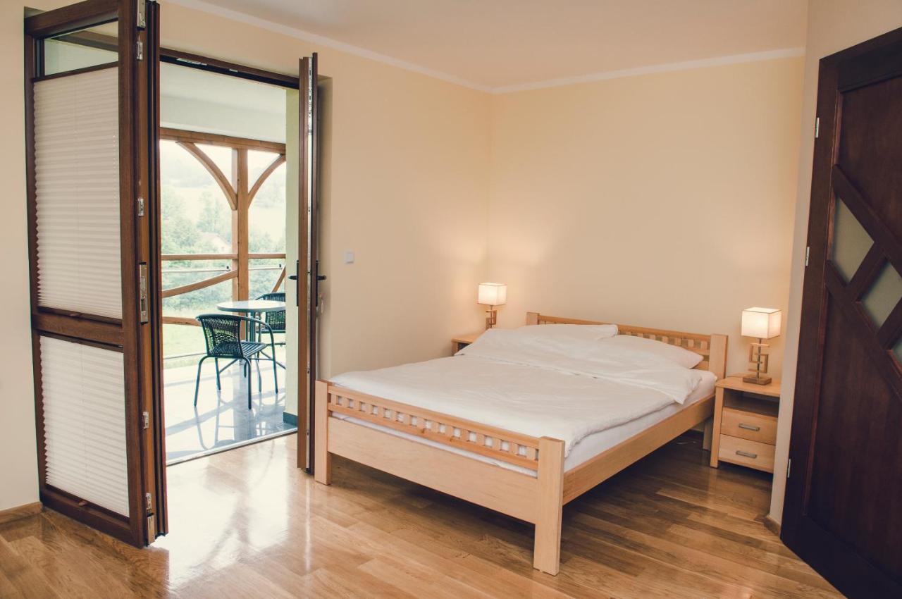 Dobranocka Hotel Malastow Kültér fotó