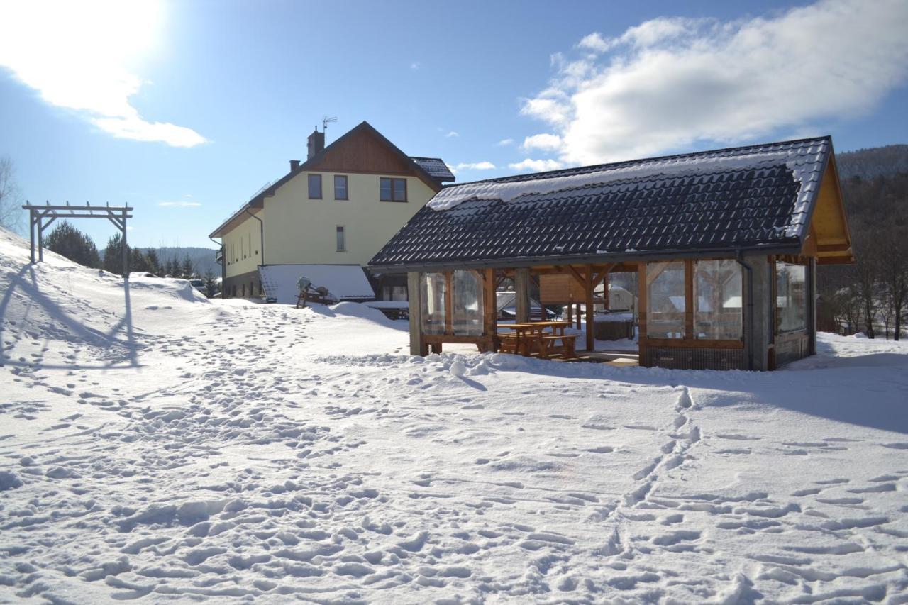 Dobranocka Hotel Malastow Kültér fotó